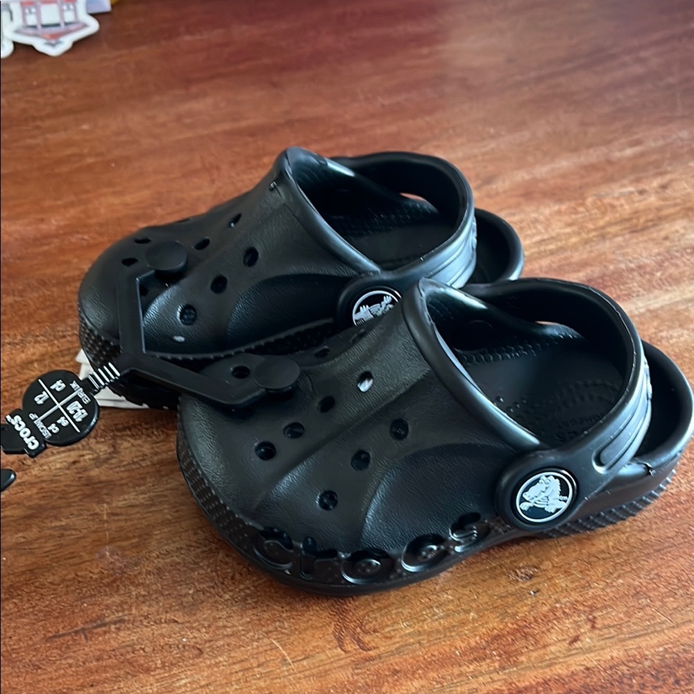 CROCS Black Sandals Lightweight Perforated Design